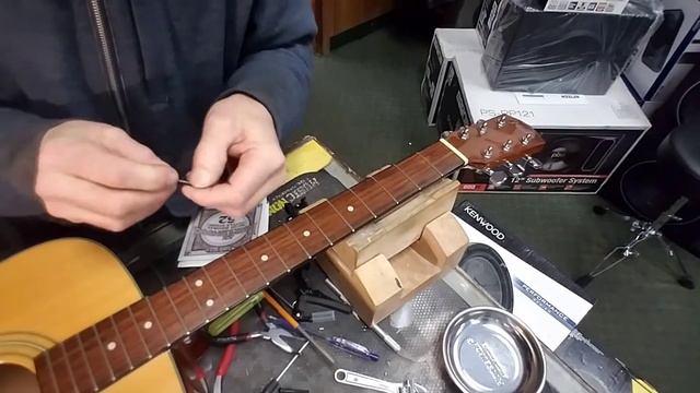 FENDER DG-8S ACOUSTIC SADDLE/SET UP/DEMO смотреть онлайн