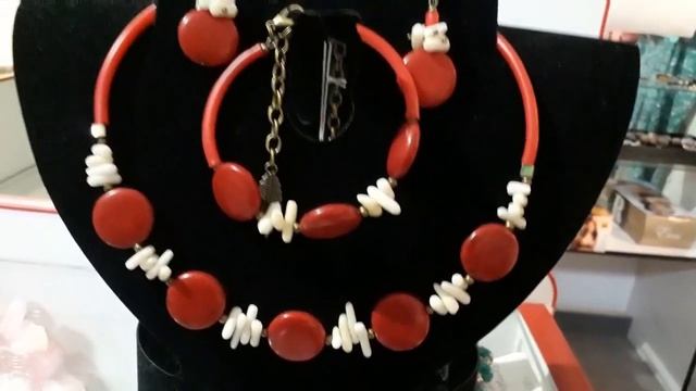 Украшения из натуральных камней Говлит(часть2) смотреть онлайн