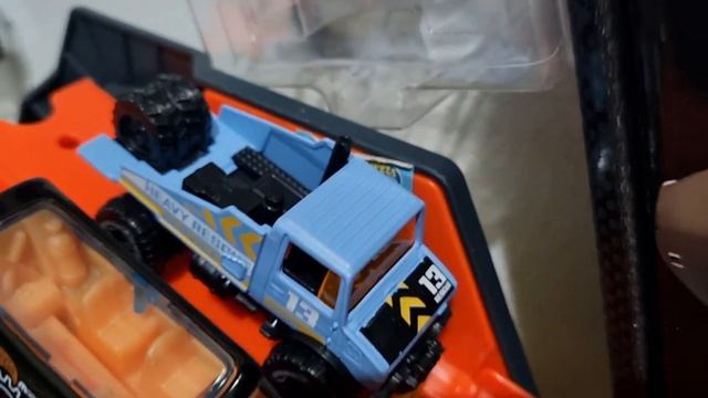 Vantastic 16. Hotwheels. Diecast Racing.