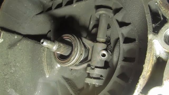 Снятие выжимного подшипника Деу Нексия