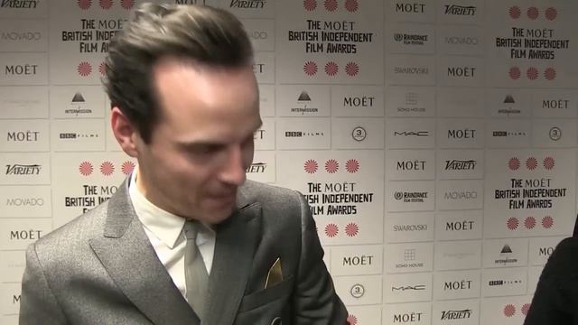 Эндрю Скотт VS кусок награды смотреть онлайн