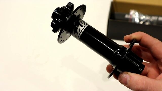 Bluto and Mastodon Compatible Hub. Salsa Fat bike 15x150mm Fatbike Hub Weight and Feature Review смотреть онлайн