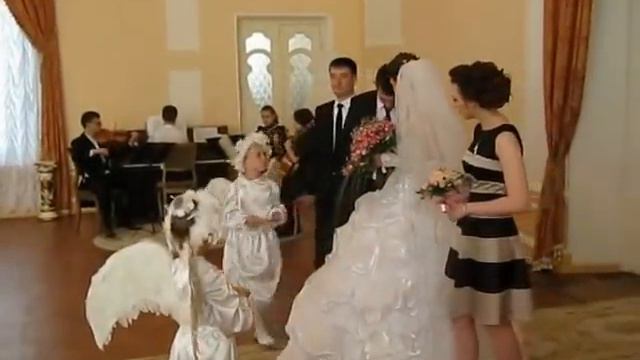 Торжественное бракосочетание Руслана и Элины !!! смотреть онлайн