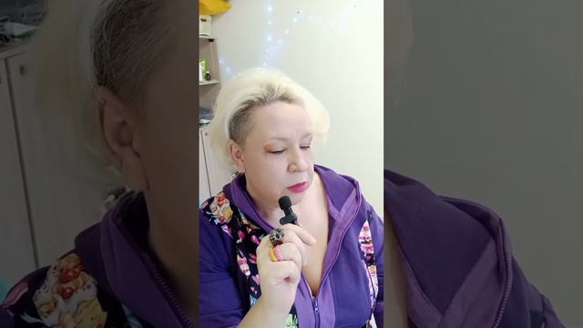 Позвонил через год что-бы выразить свое недовольство... смотреть онлайн