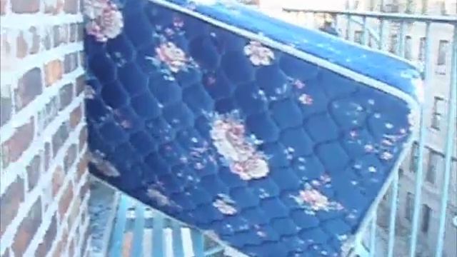 Mattress Cleaning 101 смотреть онлайн