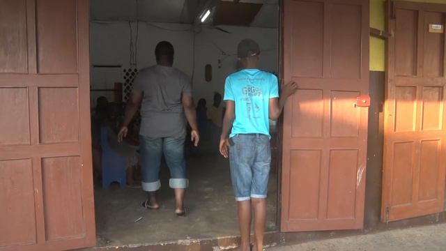 Daily life at Milton Margai School for the blind in Freetown. смотреть онлайн