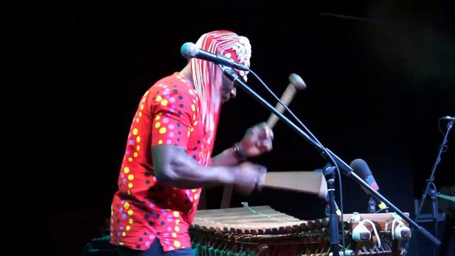 Aly Keita & Hamid Drake Duo, 2nd set смотреть онлайн