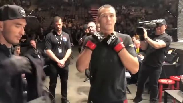 ДАМИР ИСМАГУЛОВ выходит под казахскую песню! #ufc #mma #kazakhstan #russia #usa смотреть онлайн