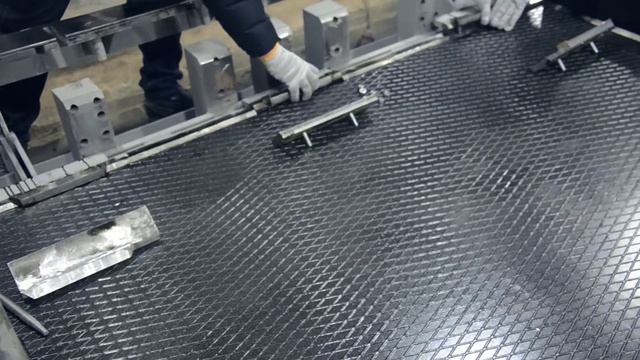 Металлоформа ПАГ ПДН 14-18 универсальная, для производства дорожных плит #ЗаводСпецформ смотреть онлайн