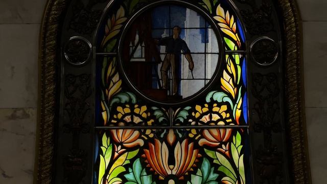 Underground Crypt. Moscow Metro Station Novoslobodkaya смотреть онлайн