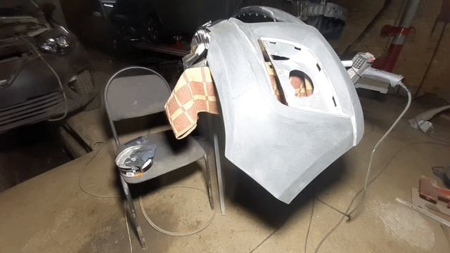 Шпатлевание бампера шпатлевкой по пластику джета.