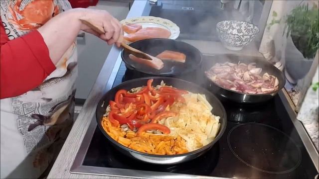 Рыбный день!Фунчоза с овощами!Быстрои Вкусно!Домашняя еда Кухня Рецепты смотреть онлайн