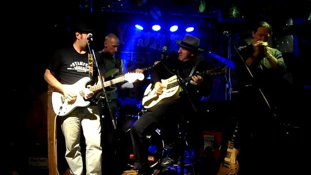 Super Blue Monday with Brian Kramer Band & Dan Granero; "Travelin' Riverside/Walkin' Blues" смотреть онлайн
