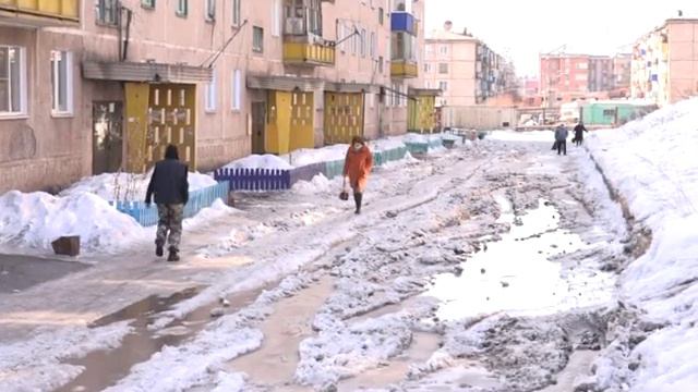 Каждый год жители Халтурина, 66 оказываются в ледяном плену смотреть онлайн