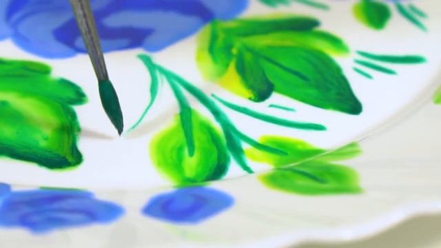 Канцелярия LORI. Роспись тарелки акрилом.