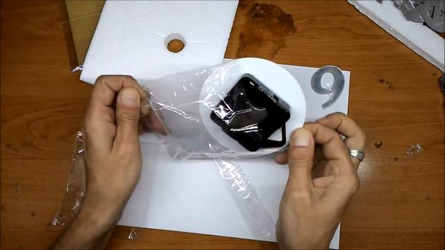 "Зеркальные" настенные часы из Китая. Распаковка и монтаж. смотреть онлайн