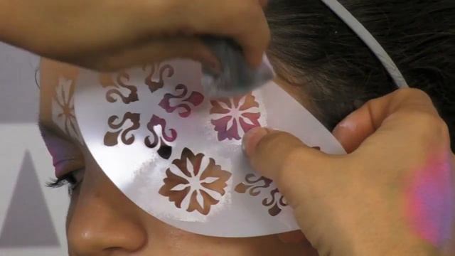 Pretty Face Painting Mask Design & Tutorial смотреть онлайн