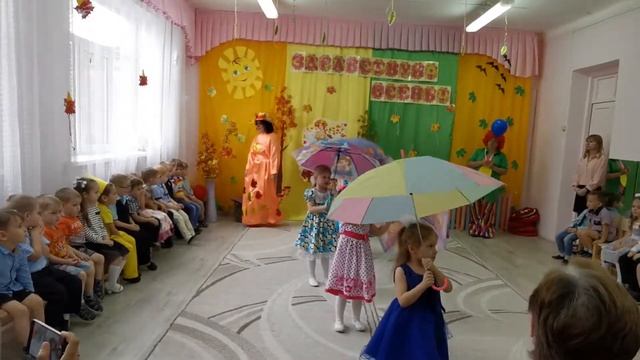 Танец "Зонтики" смотреть онлайн