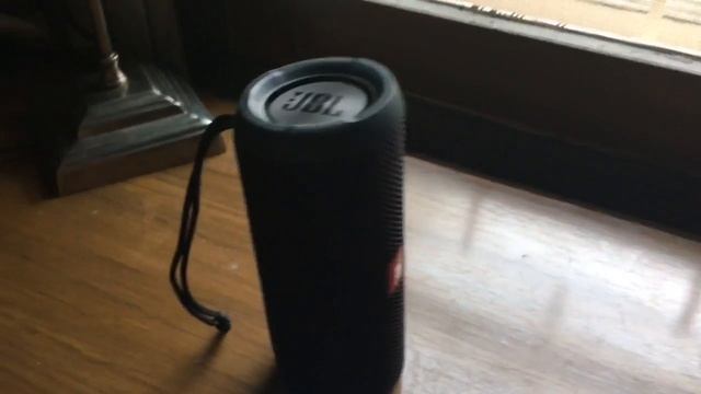 Hands on the JBL Flip 3!!! смотреть онлайн