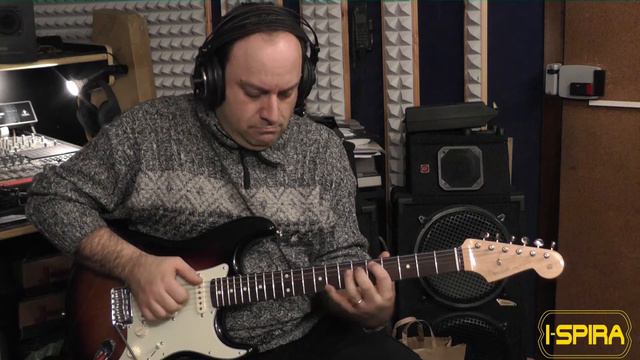 Fender Stratocaster Classic Player 60 stock vs I-SPIRA upgraded смотреть онлайн