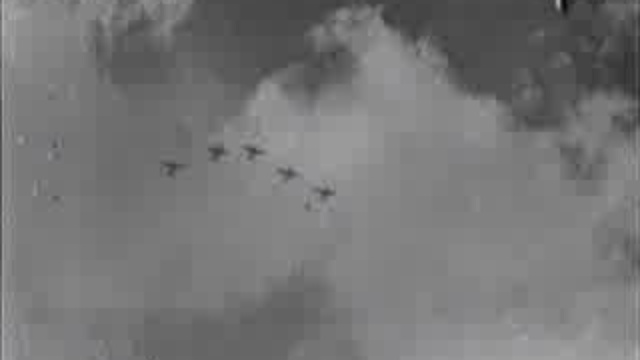 ДЕНЬ СТАЛИНСКОЙ АВИАЦИИ 1940г. смотреть онлайн