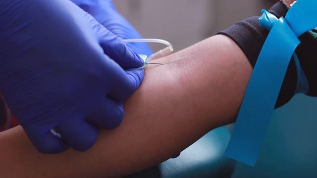 Getting a Blood Test смотреть онлайн