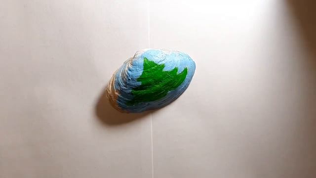 ? Новогодняя ёлочка. Рисунки на ракушках. Поделка на Новый год своими руками дома. Обзор Poly смотреть онлайн