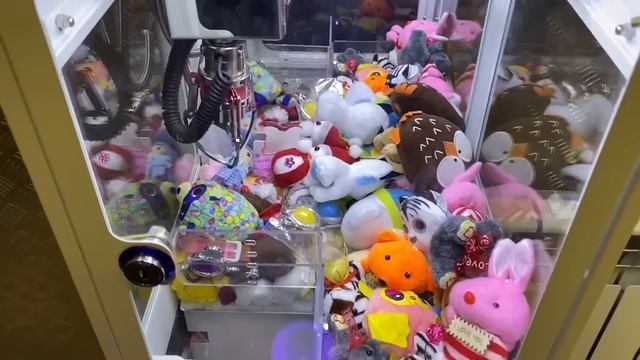 НОВОГОДНИЙ АППАРАТ ХВАТАЙКА С КРУТЫМИ ИГРУШКАМИ / СНОВА ЗАБРАЛ МНОГО ПРИЗОВ!!!