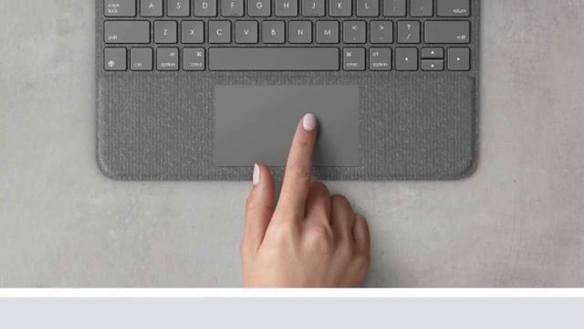 Logitech Folio Touch iPad Keyboard Case with Trackpad and Smart Connector for iPad Air - Graphite смотреть онлайн