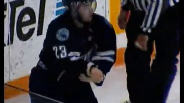 Josh Derko vs Lukas Sutter Jan 28, 2011 смотреть онлайн