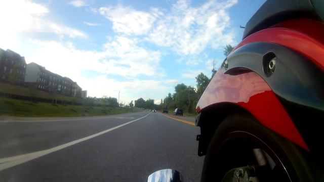 on a bike, Yamaha Warrior 1700 motorcyle : View from the rear смотреть онлайн