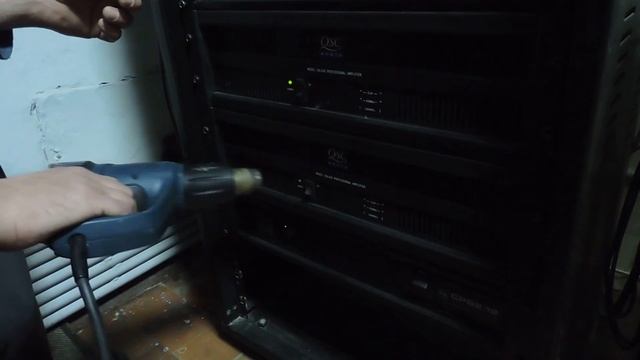 Усилитель Qsc 280 ушел в защиту, греем феном и о чудо! смотреть онлайн