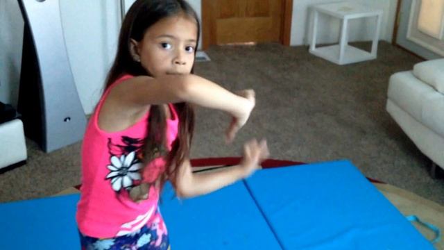 Level one gymnastic for kids easy cartwheel kids teaching kids teaching kids gymnastics sport kids смотреть онлайн