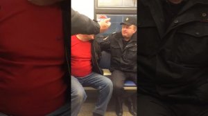 В Метро задержали сотрудники полиции Пьяней мужчину