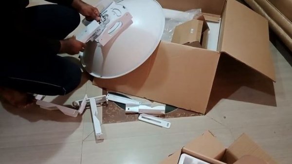 Unboxing And Assembling AF-5G30-S45  AirFiber Dish