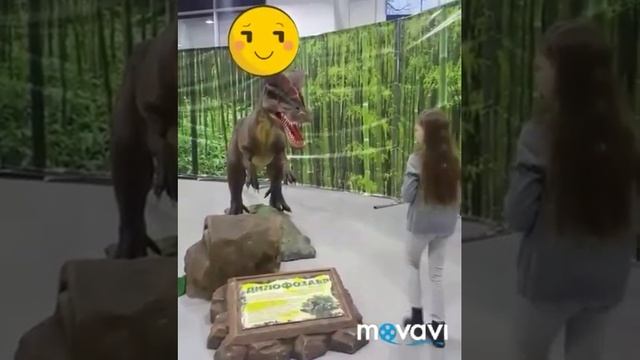 Простория. Выставка динозавров.Чуть не раздавили ?! #ВероничкаКлубничка:3# смотреть онлайн