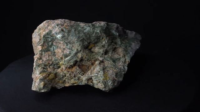 ТРЕМОЛИТ смотреть онлайн