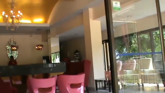 ИДЁМ С МАКСОМ В ОТЕЛЬ | BELLA VILLA METRO | НЕБОЛЬШОЙ ТУР ПО ОТЕЛЮ | КУПИЛИ ФРУКТЫ | DARYA MIGAL смотреть онлайн