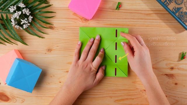 Как сделать коробочку БЕЗ КЛЕЯ из бумаги [Оригами легко] смотреть онлайн