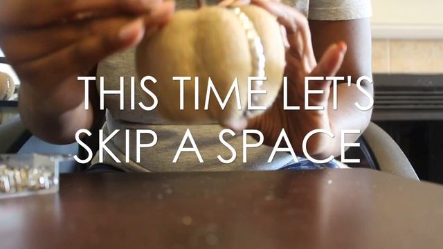 DOLLAR TREE DIY | BURLAP STUDDED PUMPKINS | FALL PUMPKIN DIY #FALLINGFORFALL смотреть онлайн