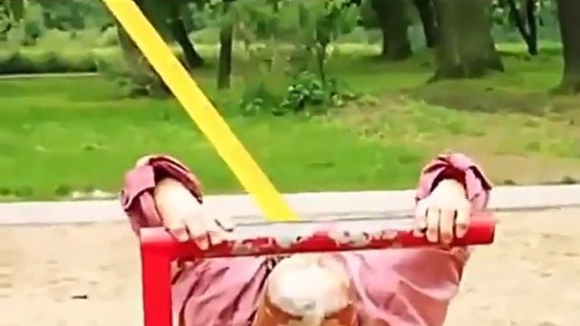 Прикольные Бабушки видео приколы Смотреть супер мега ржачно! смотреть онлайн