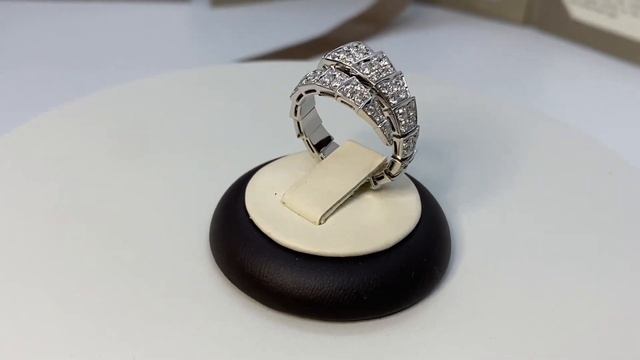 Белое большая голова бриллианты смотреть онлайн