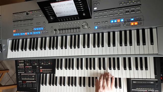 Eifelsounds - Bata Illic Hit Mix Medley - Tyros 5 - live смотреть онлайн