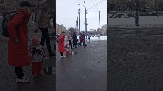 12.03.2023 г. Сенная площадь. Питер. Кукла колдуна. Король и шут на балалайке смотреть онлайн