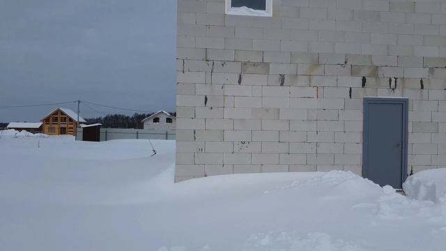 Сколько снега на плоской крыше ? смотреть онлайн