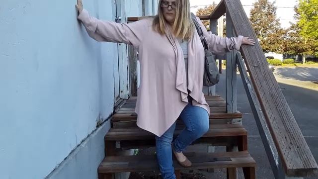 Steal her STYLE // MEGAN MARKLE edition смотреть онлайн