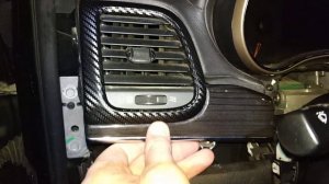 Как снять крайние диффузоры ( воздуховоды ) на Jeep Grand Cherokee WK2