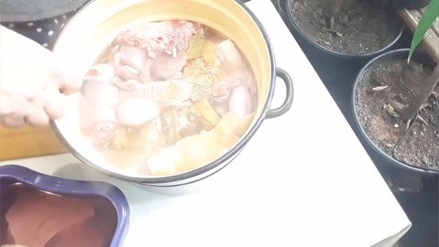 как приготовить субпродукты от целой свиньи. часть 1 смотреть онлайн