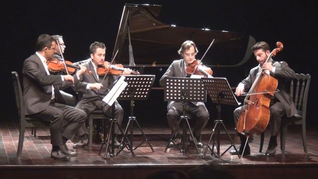 Ulvi Cemal Erkin Quintet IV. Allegro Vivo - Borusan Quartet & Ozgur Mert Esen смотреть онлайн
