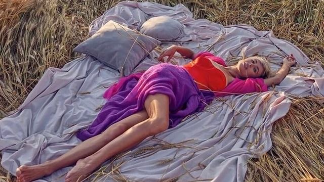 Люблю крепко, ем хорошо! Мирослава Карпович ответила на обвинения в анорексии смотреть онлайн